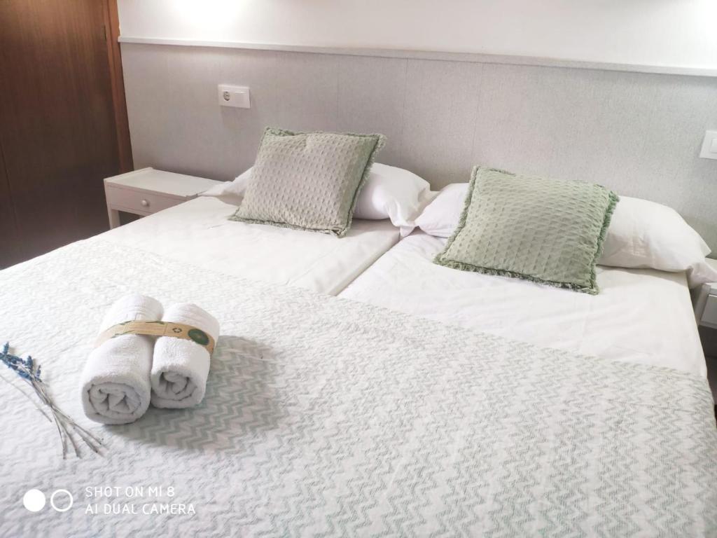 Villas Las Alondras, Cala en Forcat – Updated 2023 Prices
