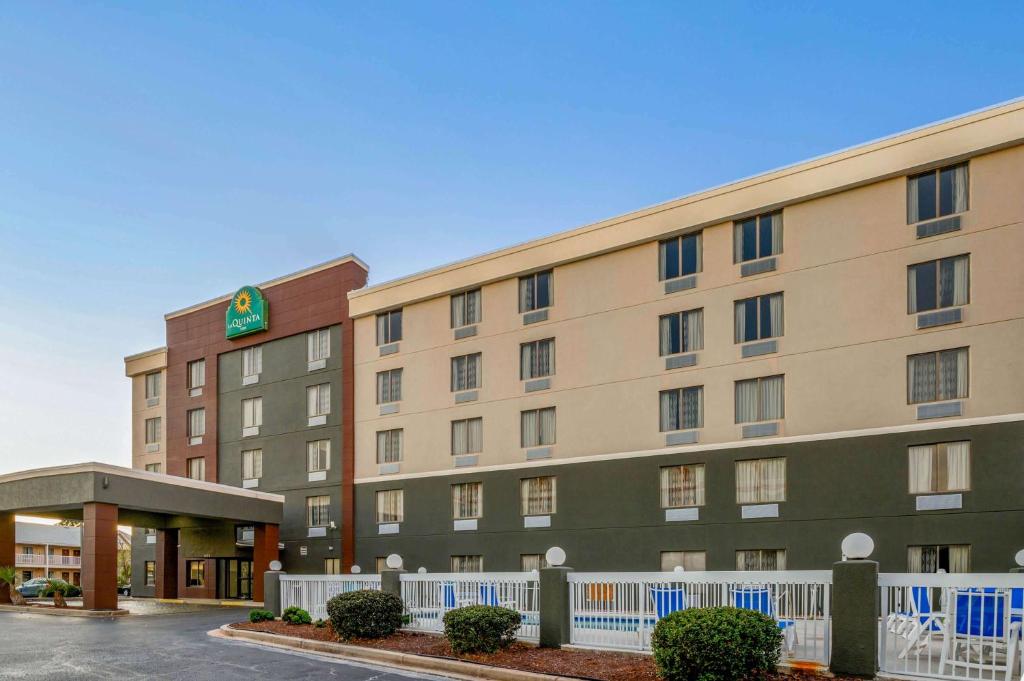 La Quinta Inn by Wyndham North Myrtle Beach photo