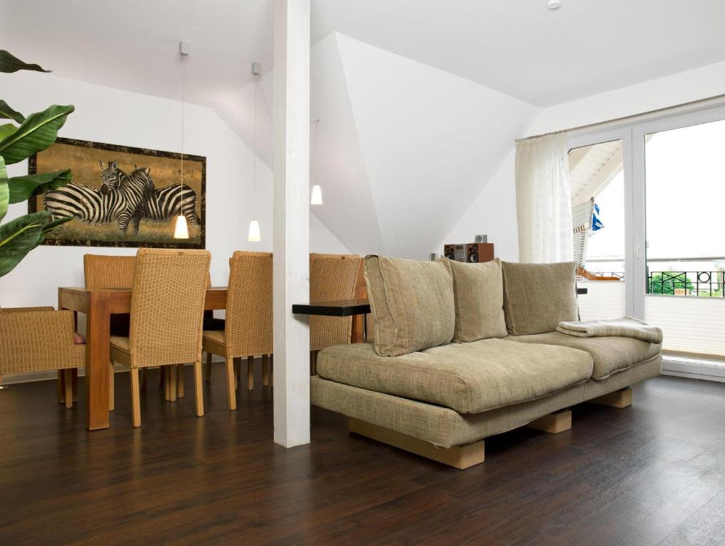 Χώρος καθιστικού στο Landhaus Residenz Kirchsee Sommerloft