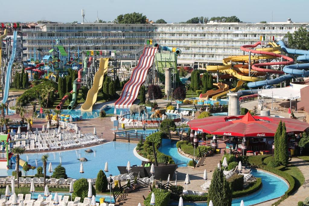 Aqua Nevis Hotel & Aqua Park - All Inclusive