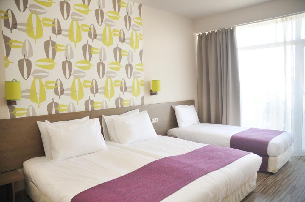 Aqua Nevis Hotel & Aqua Park - All Inclusive - Tweepersoonskamer Met Balkon