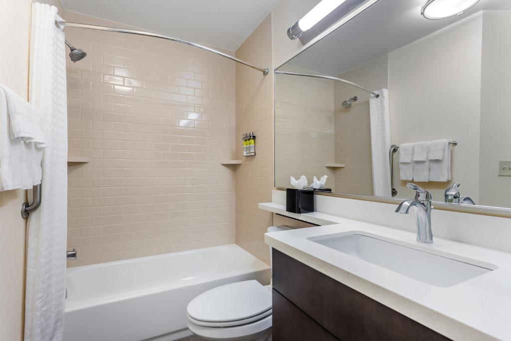 Candlewood Suites Bensalem - Philadelphia Area, an IHG Hotel - Studio Suite With Two Queen Beds