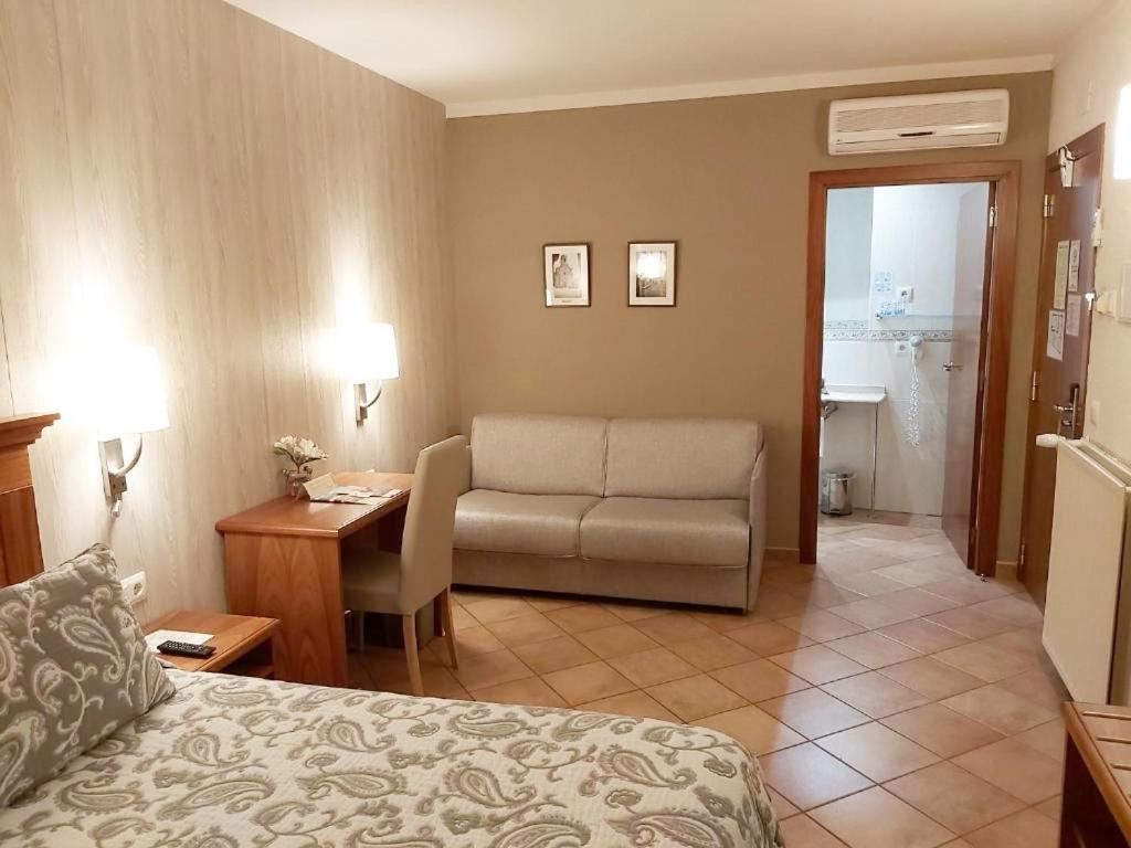 Hotel-Restaurante La Quadra - Superior Double Room