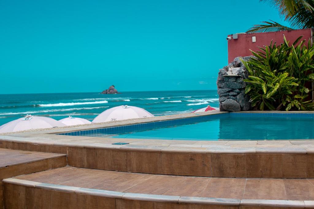 A piscina localizada em Juquehy La Plage Hotel ou nos arredores
