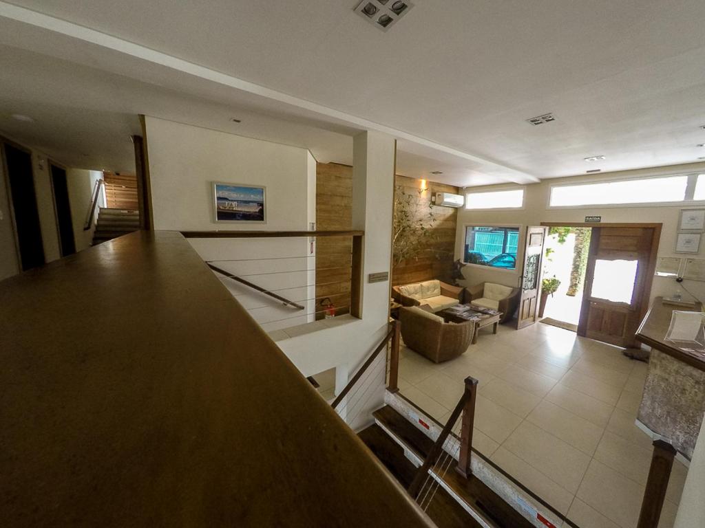 Uma área de estar em Juquehy La Plage Hotel