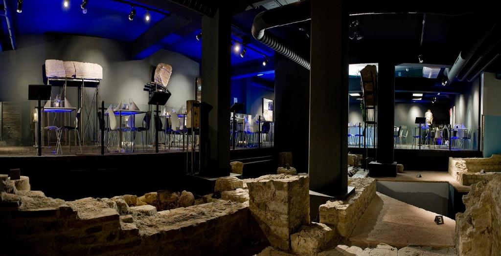 Derlon Hotel Maastricht - Resim 21