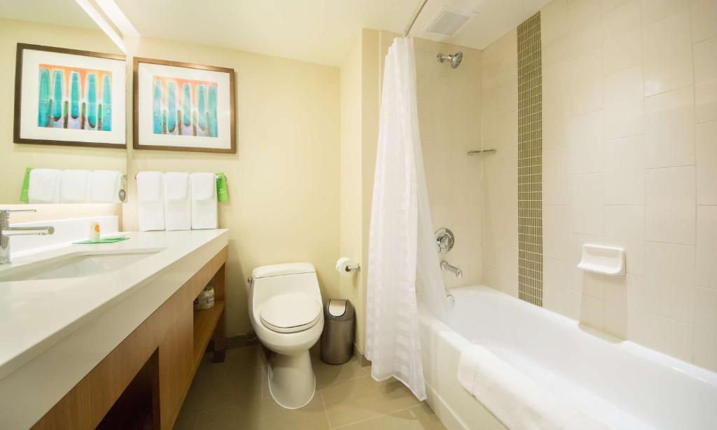 Hyatt Place Orlando/Lake Buena Vista - Queen Room With Two Queen Beds And Sofa Bed