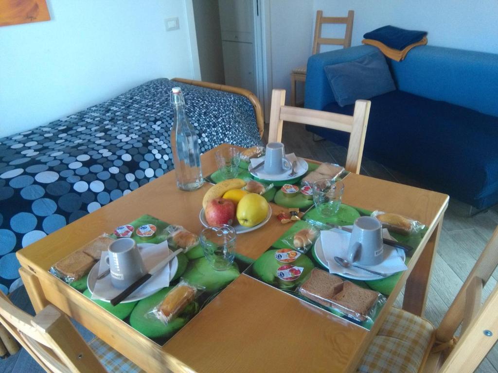 Jídlo v bed and breakfast nebo okolí