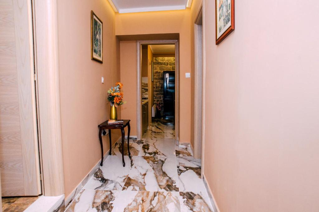 D & Sons Apartments - 15