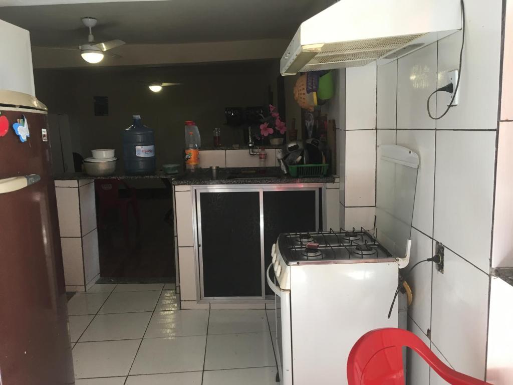  Casa c/ piscina em Praia de Mauá