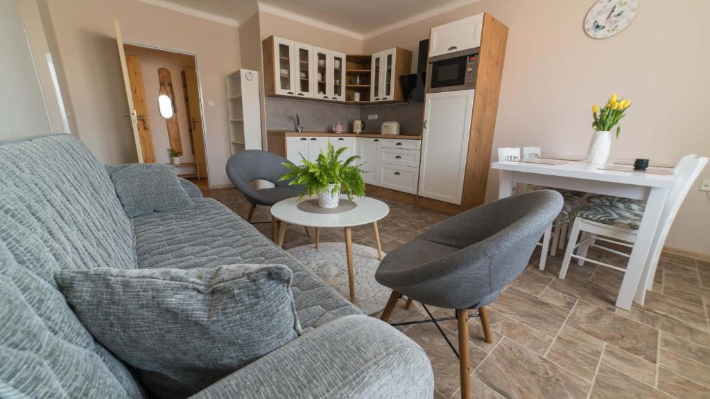 Oleskelutila majoituspaikassa Apartmány U Sjezdovky