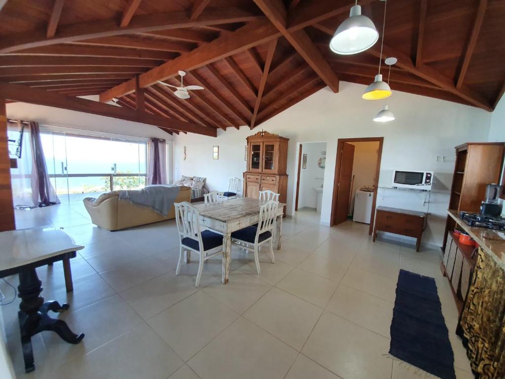  SILVEIRA SUNSHINE - CASA COM VISTA ESPETACULAR PARA A SILVEIRA