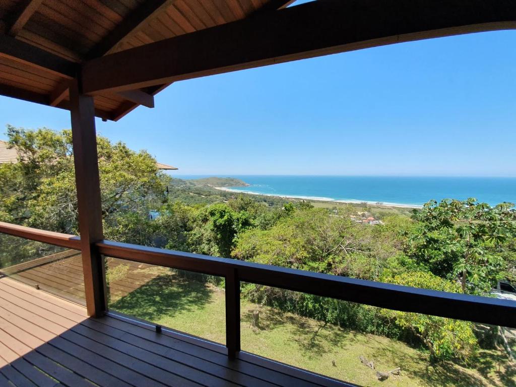  SILVEIRA SUNSHINE - CASA COM VISTA ESPETACULAR PARA A SILVEIRA