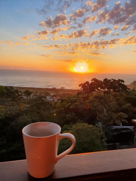  SILVEIRA SUNSHINE - CASA COM VISTA ESPETACULAR PARA A SILVEIRA