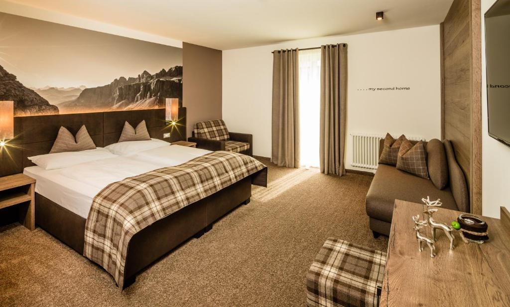 Hotel Touring Dolomites - Superior Vierpersoonskamer