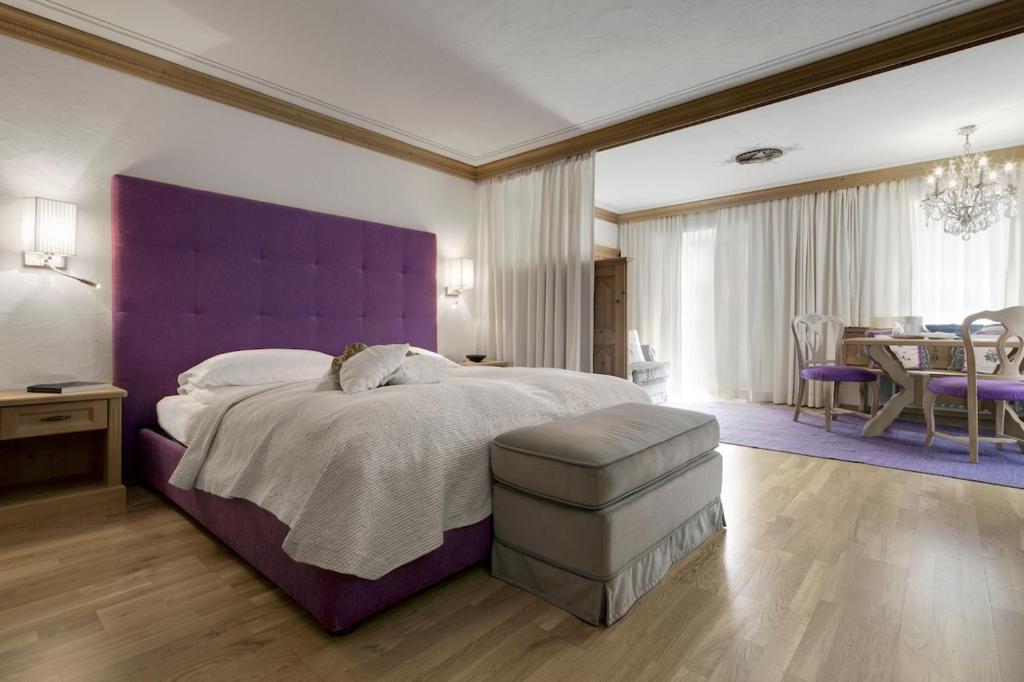 Posteľ alebo postele v izbe v ubytovaní Hotel La Perla: The Leading Hotels of the World