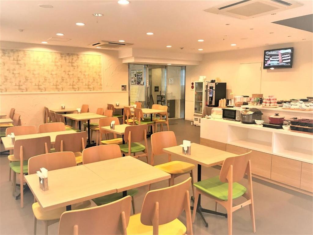 Restaurace v ubytování Smile Hotel Mito