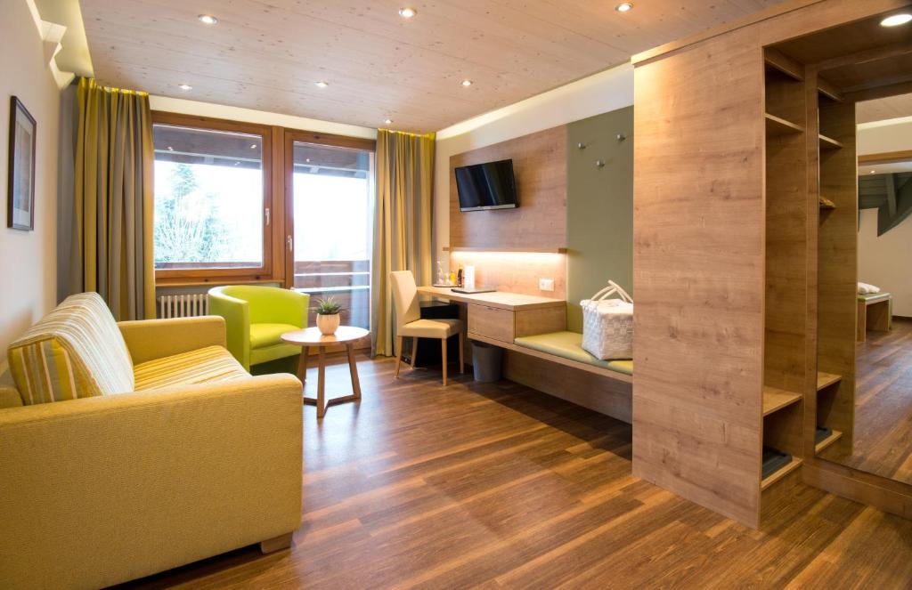 Posezení v ubytování Wellnesshotel Sonnenhof & Sonnhalde