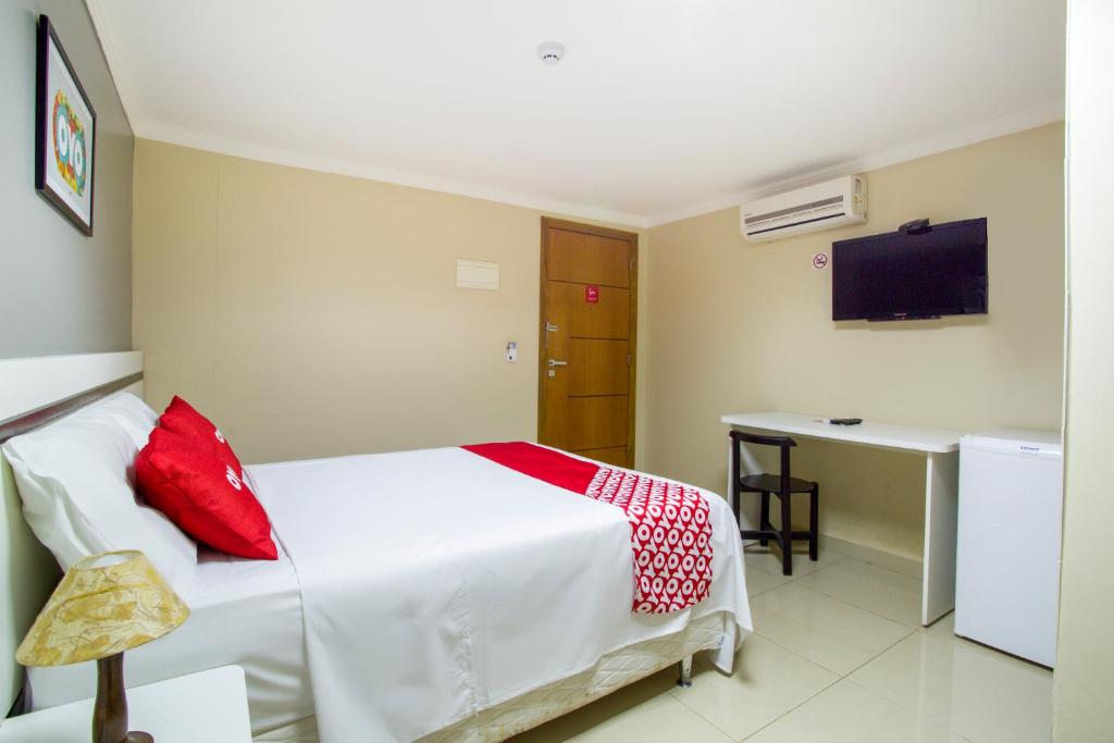  OYO Hotel Via Universitária