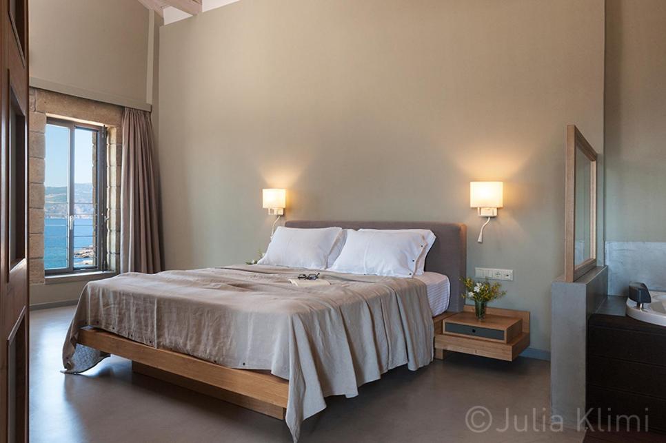 Diapori Suites Hotel - 10