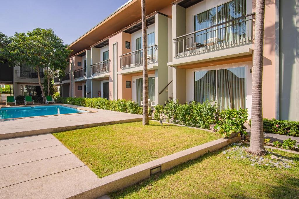 Bazén v ubytování Parida Resort nebo v jeho okolí