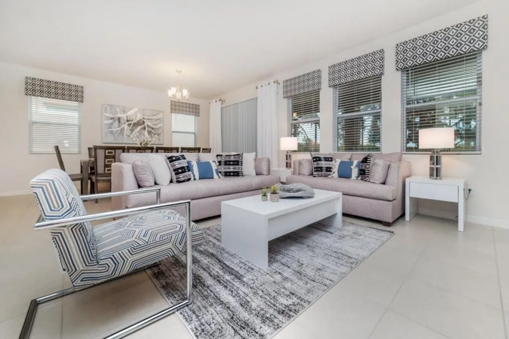 Beautiful 7Bed Pool Hm, Solterra Resort-6100BOD home, Davenport, Statele Unite ale Americii