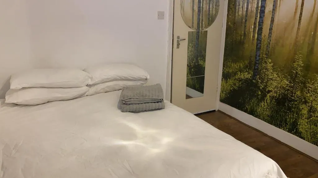 aparto-jardin, London, United Kingdom