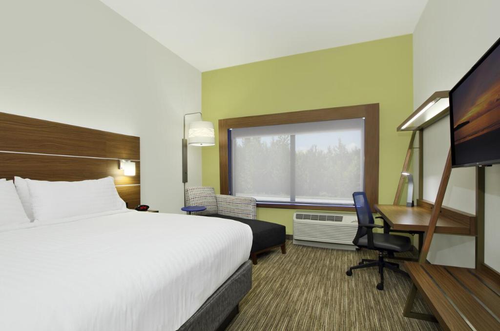 Holiday Inn Express Jasper, an IHG Hotel - 1 King Standard