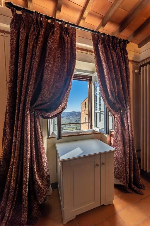 Kép Palazzo Nobile di San Donato - Historic Experience szállásáról Montepulcianóban a galériában
