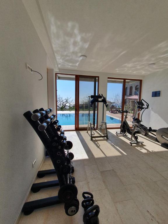 Das Fitnesscenter und/oder die Fitnesseinrichtungen in der Unterkunft Apart & Spa Beganovic