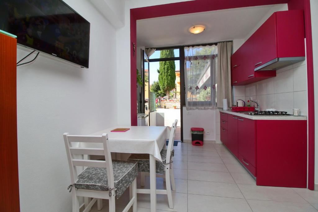 Kuchyň nebo kuchyňský kout v ubytování Apartment Svid