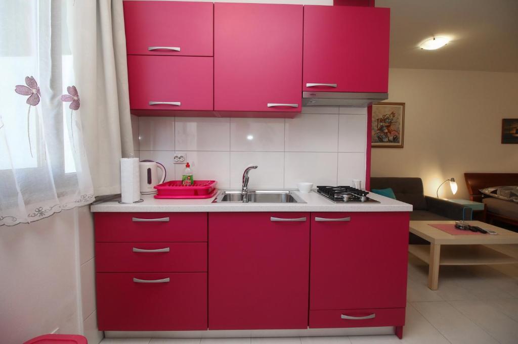 Kuchyň nebo kuchyňský kout v ubytování Apartment Svid