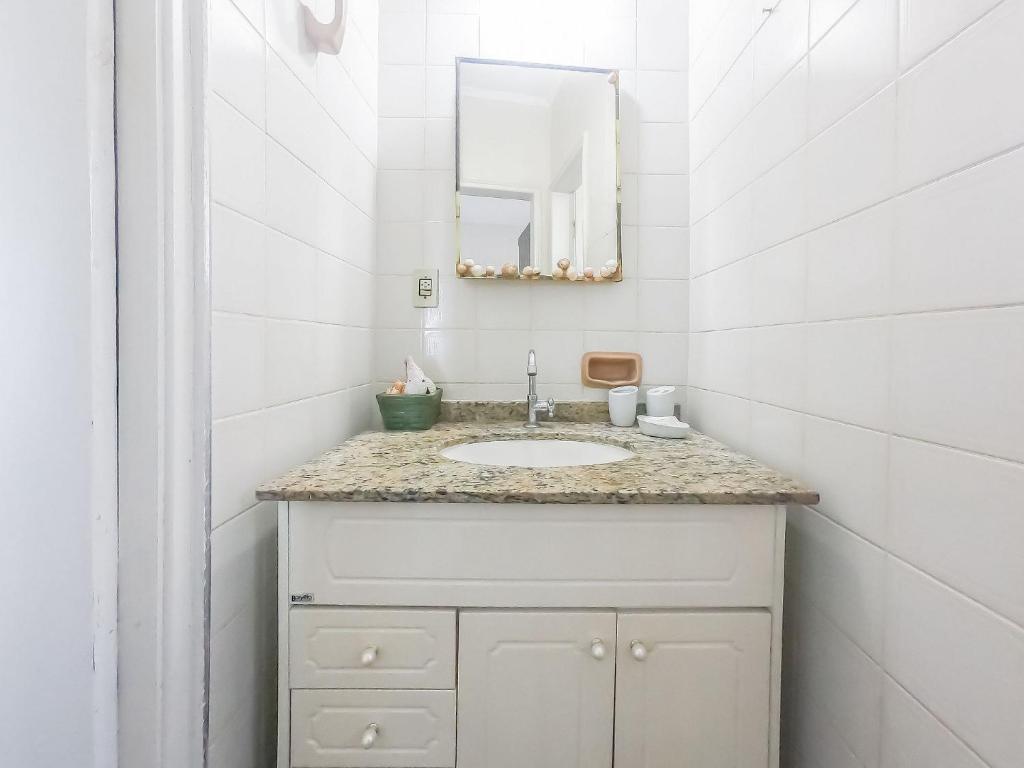  Apartamento com vista para o mar na praia Indaiá