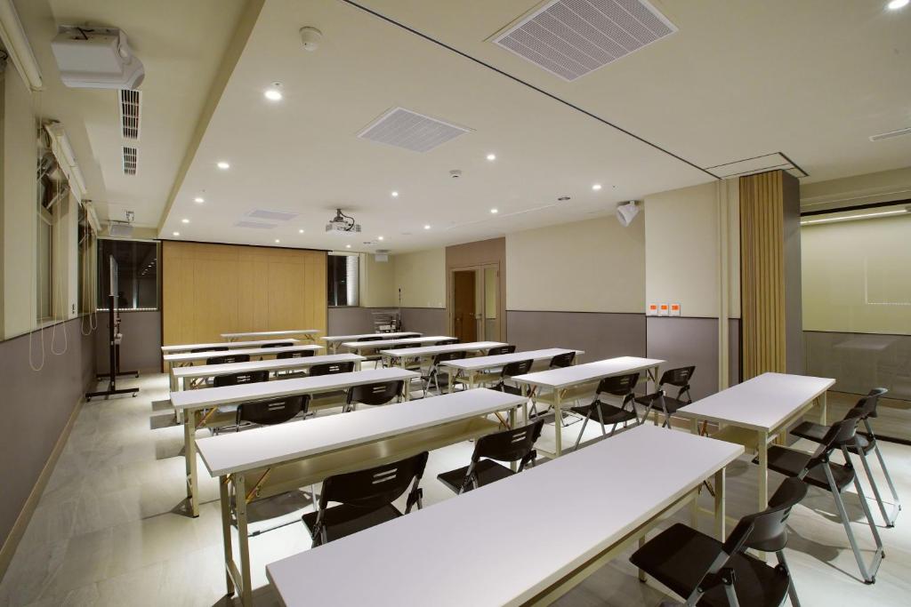 Hotel A 聖禾大飯店的商務中心和／或會議室