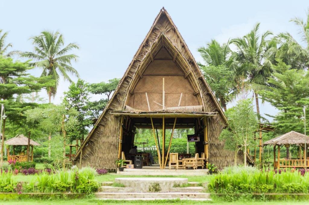 Balkondes Wringinputih - Housity
