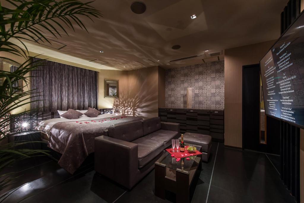 Hotel Lotus Iwatsuki (Adult Only) - Deluxe Double Room