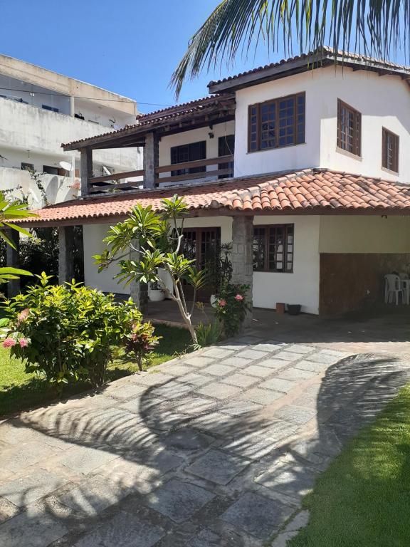  Casa com piscina