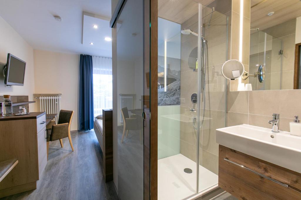 Koupelna v ubytování Hotel am Wald