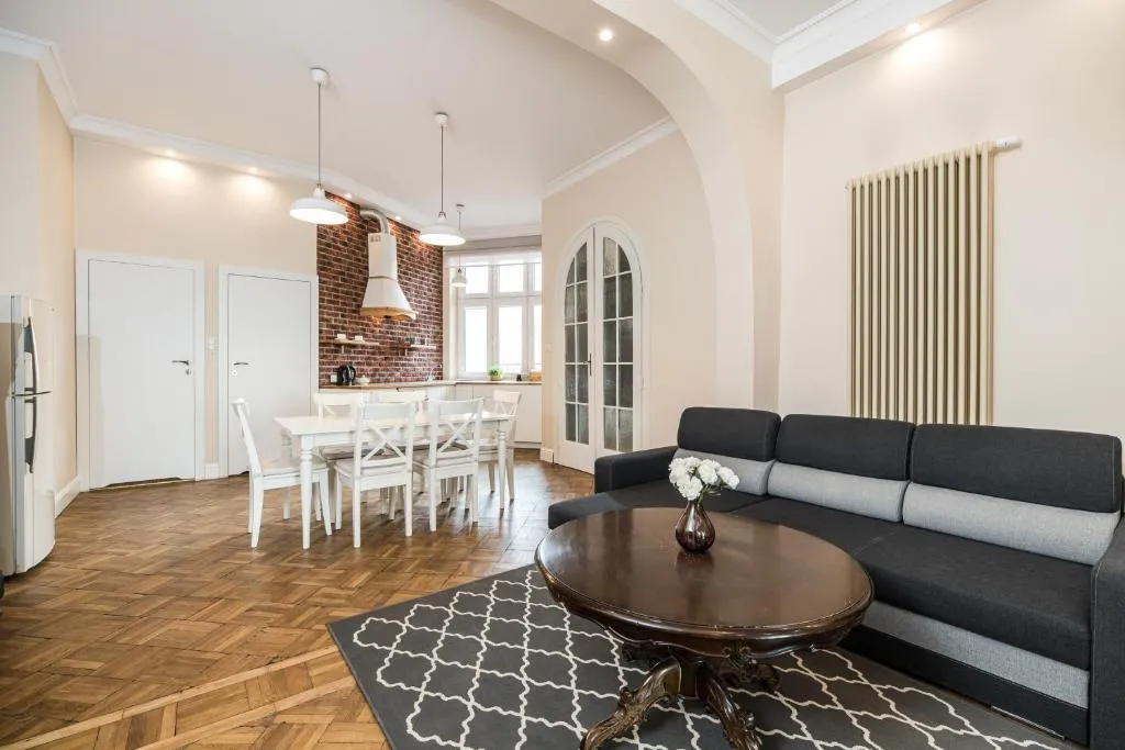 Native Apartments Batorego 7- Bardzo ciche i spokojne miejsce, Krakow, Poland