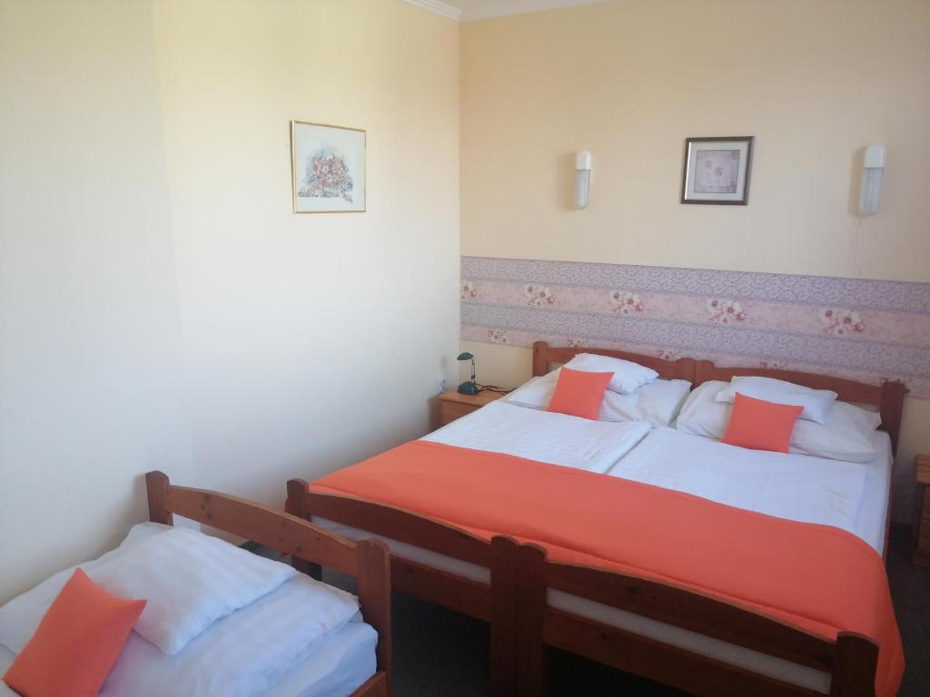 Fotografie z fotogalerie ubytování Hotel Hajnal v destinaci Mezőkövesd