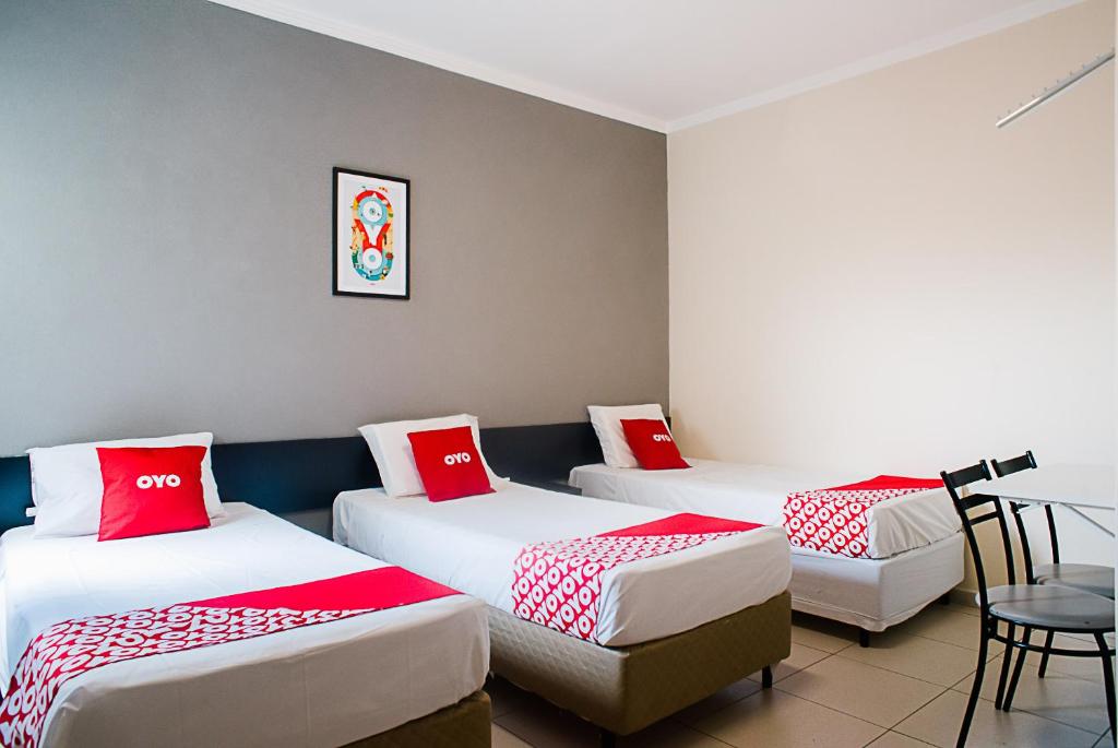  OYO Cerrado Hotel