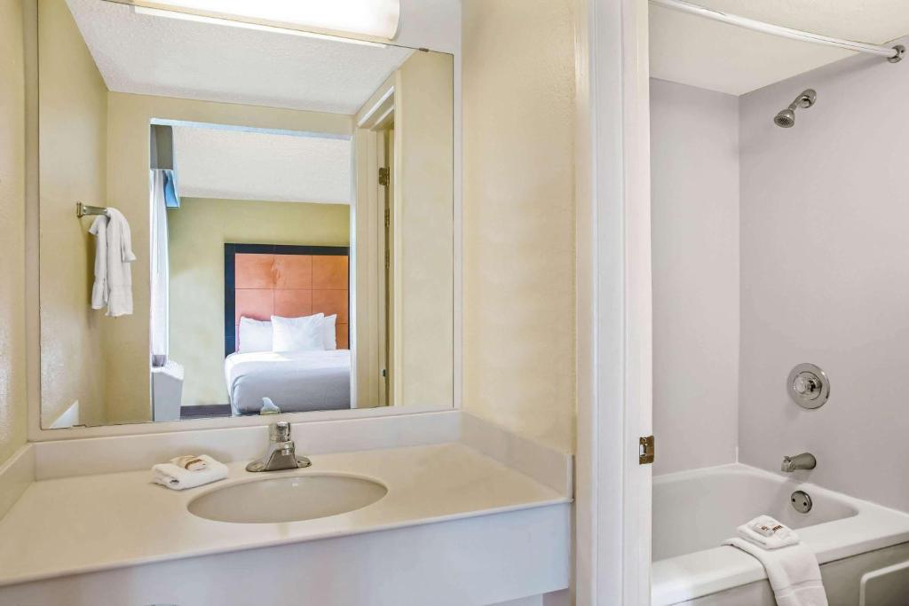 La Quinta Inn by Wyndham Killeen - Fort Hood - 1 Cama King Fumar
