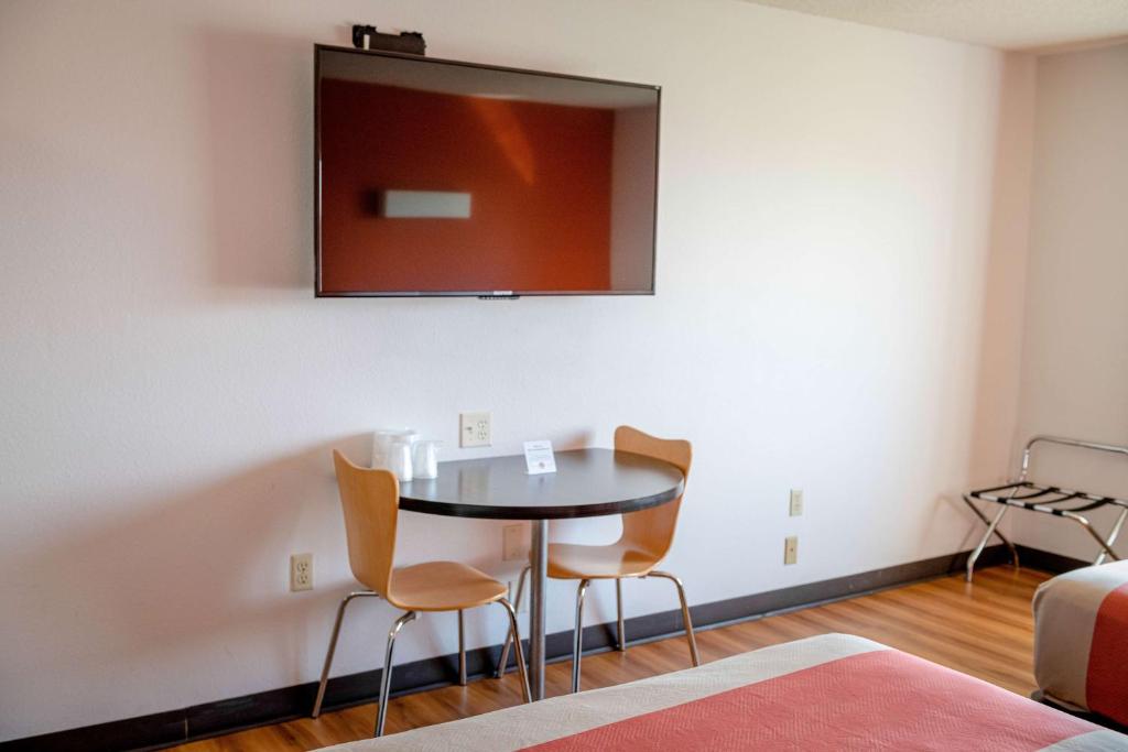 Motel 6-Lincoln, NE - Chambre Queen Avec Deux Lits Queen - Non-fumeur