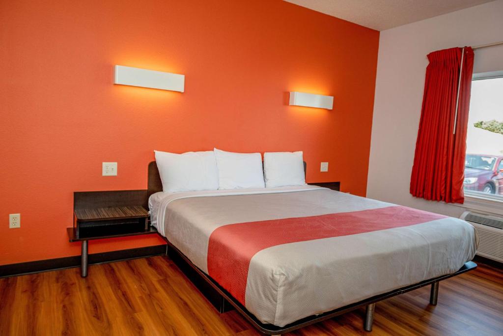 Motel 6-Lincoln, NE - Deluxe King Room - Non-fumeur