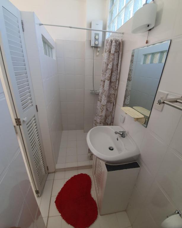 Koupelna v ubytování ClubBoracay Apartelle