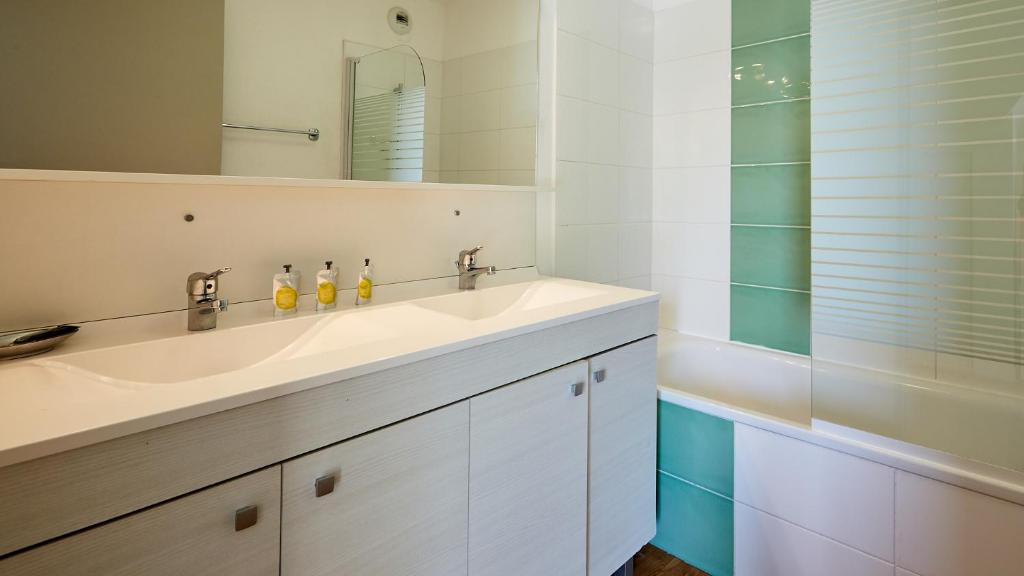 Résidence Vacancéole - Le Domaine de la Corniche - Two-Bedroom Apartment