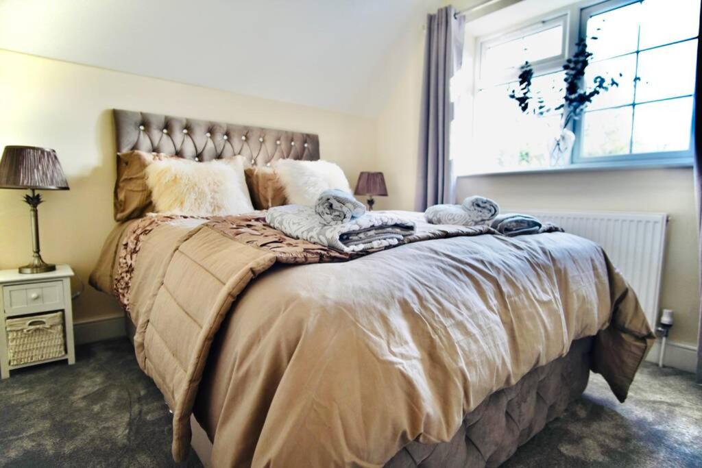 Venetia Luxe Cottage - 5* Premium Home