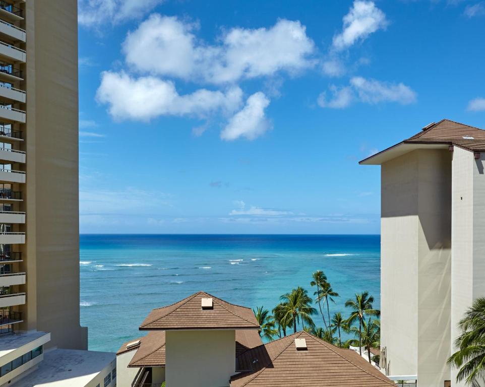 Waikiki's Renaissance: Hotel and Resort Reopenings and Developments -  Oahu's Best Coupons