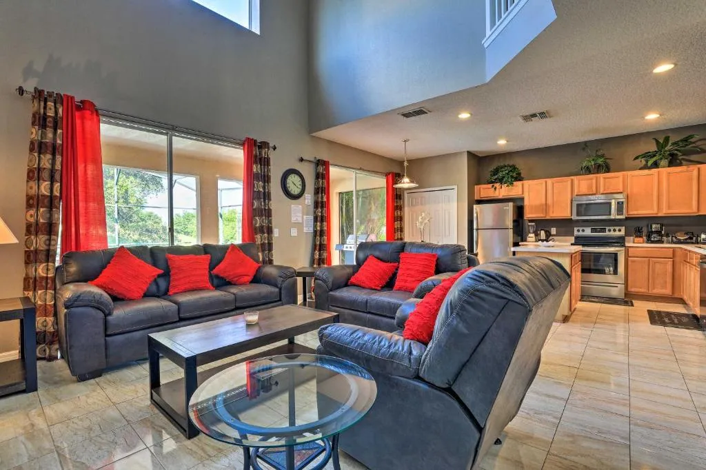 Resort Villa with Lanai and Pool - 8 Miles to Disney!, Kissimmee, Statele Unite ale Americii
