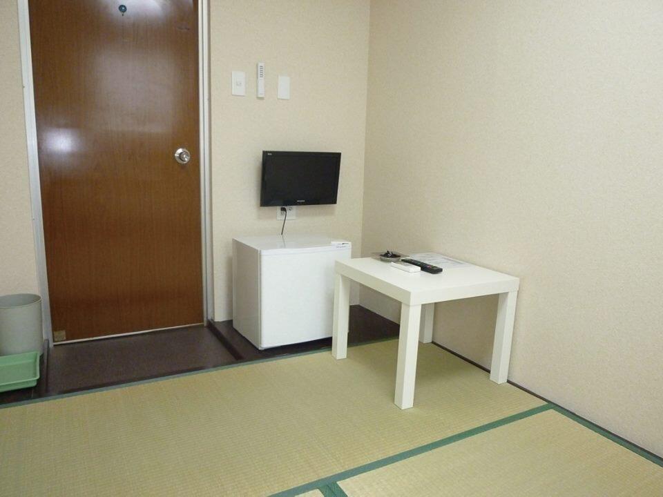 TV a/nebo společenská místnost v ubytování Hotel Lucky